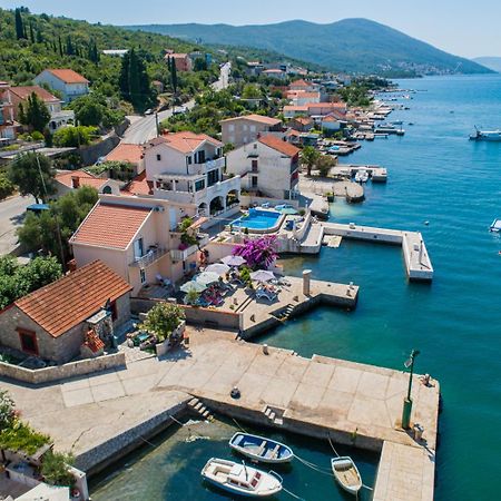 Apartments Novo Mulo Tivat Eksteriør bilde