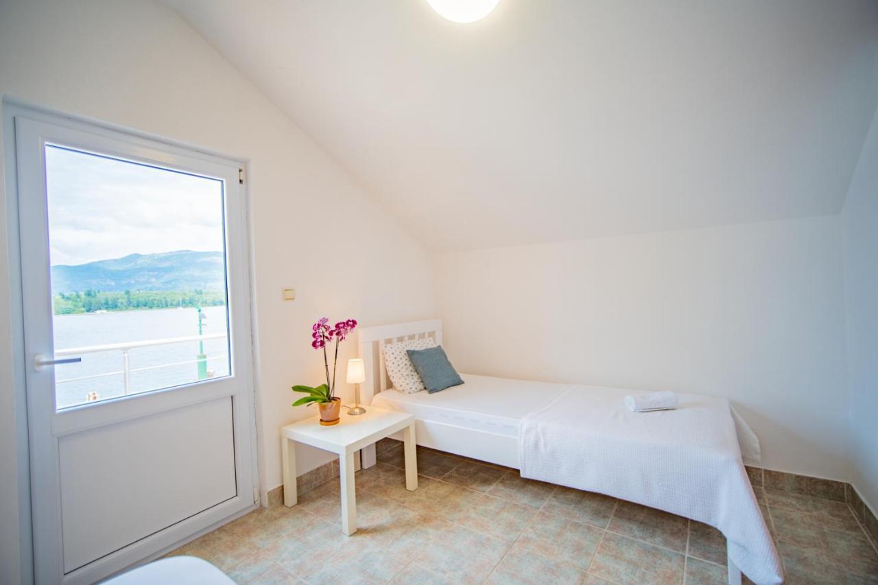 Apartments Novo Mulo Tivat Eksteriør bilde