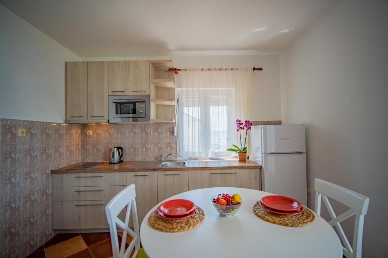 Apartments Novo Mulo Tivat Eksteriør bilde