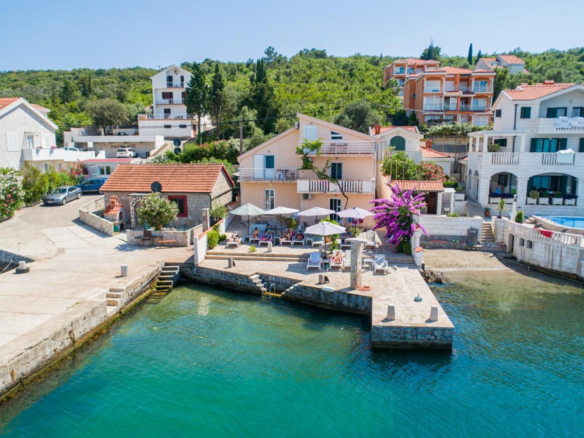 Apartments Novo Mulo Tivat Eksteriør bilde
