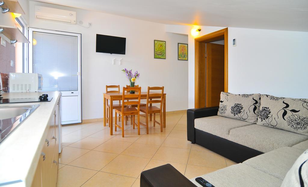 Apartments Novo Mulo Tivat Eksteriør bilde